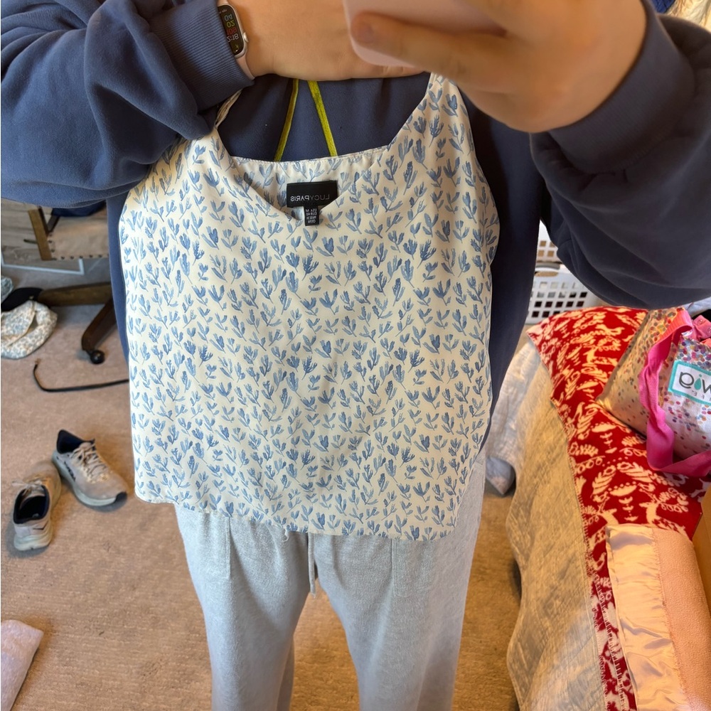 Women’s floral top